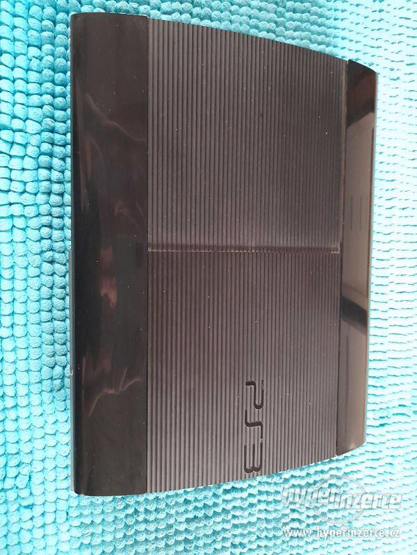 Playstation 3 super slim - foto 4