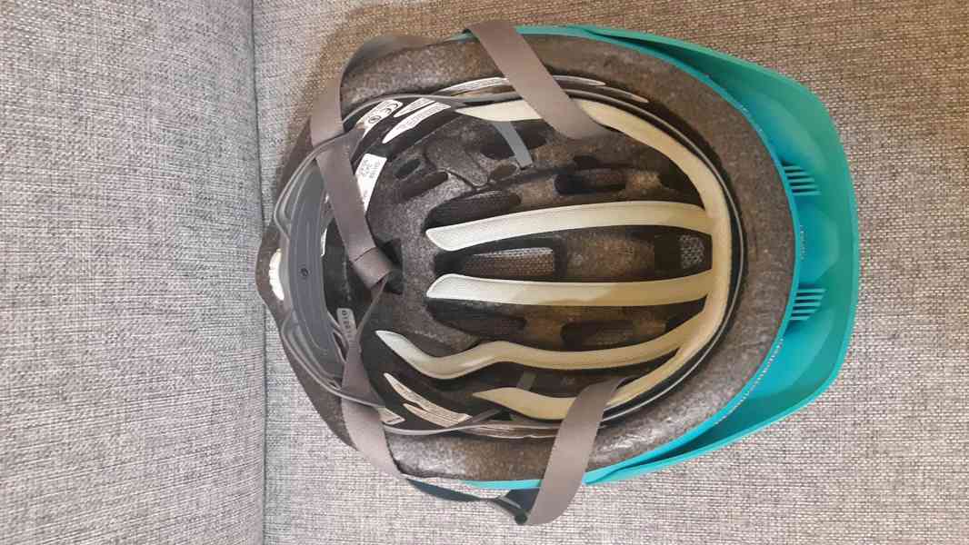Giro Hale dětská přilba mat glacier vel. (50-57cm) - foto 3