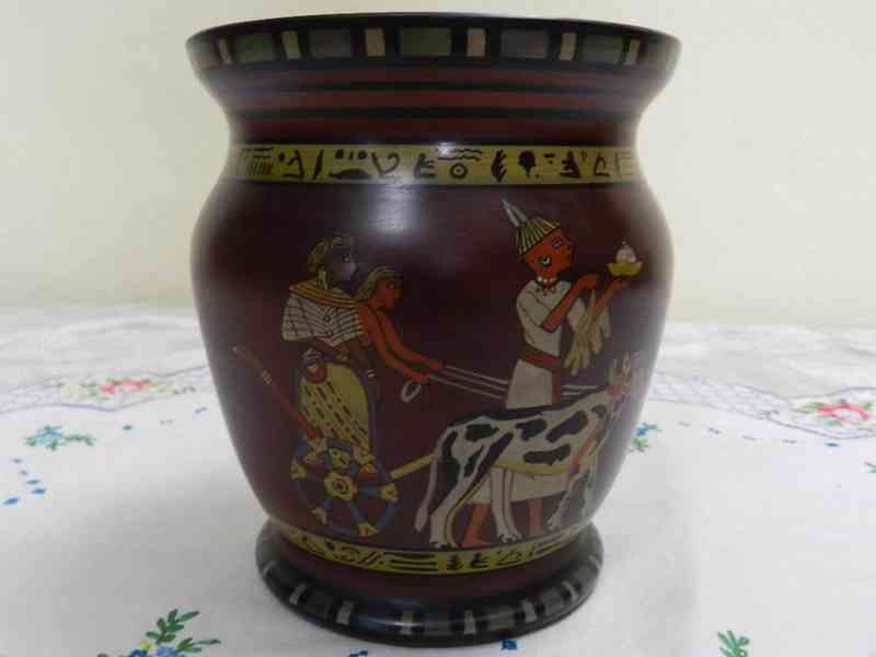 Hezká hnědá Váza antické motivy - foto 4