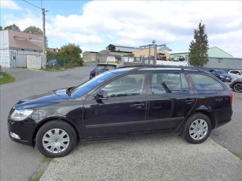 Škoda Octavia 1,4 TSI DIGI KLIMA, VÝHŘEV - foto 8