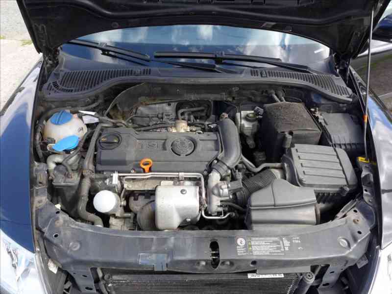 Škoda Octavia 1,4 TSI DIGI KLIMA, VÝHŘEV - foto 20