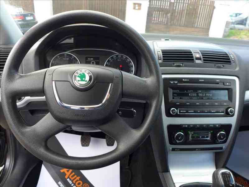Škoda Octavia 1,4 TSI DIGI KLIMA, VÝHŘEV - foto 10