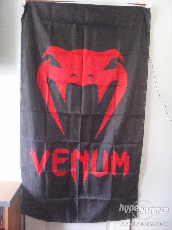 Vlajka Venum - foto 1