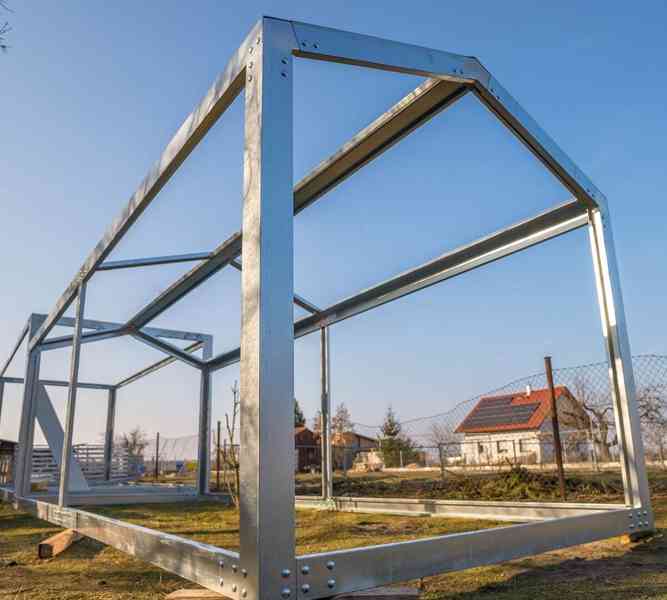 Ocelový rám pro montovaný domek/kontejner 8 × 3,6 m - foto 10