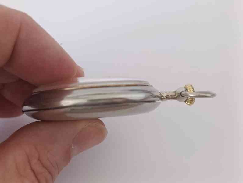 Kapesní německé hodinky JUNGHANS eroticky motiv - foto 11