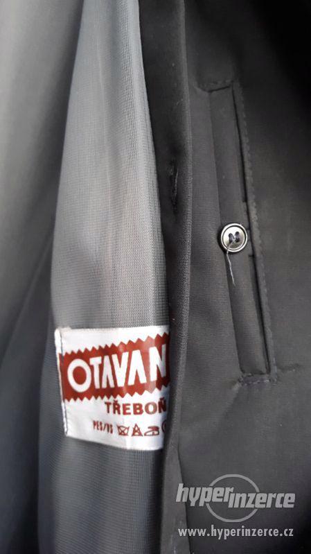 Retro starý kabát Otavan Třeboň, na postavu 190cm. - foto 4
