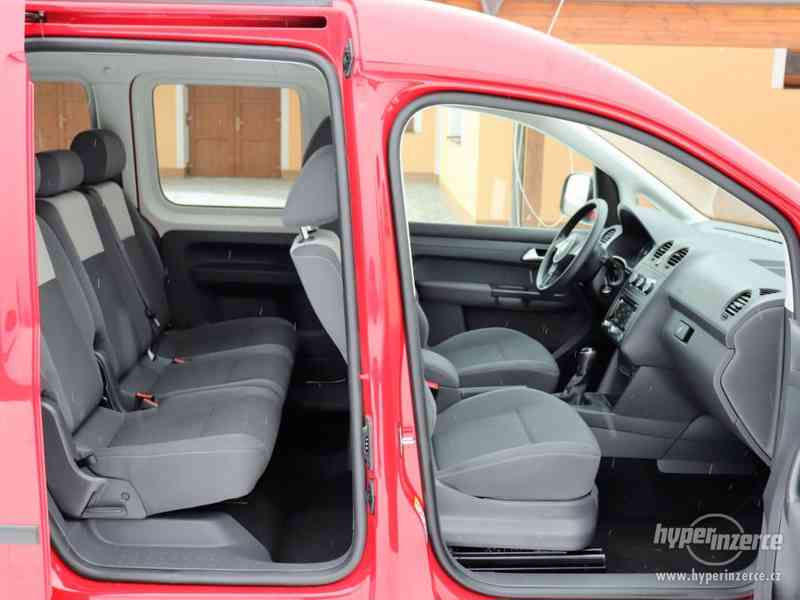 VW Caddy Maxi Trendline BlueMotion 1,6 TDI 75kw - foto 16