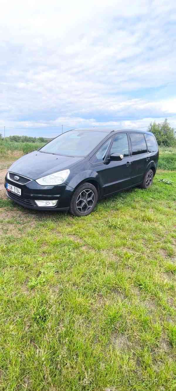 Ford Galaxy 2,0 tdc 103kw rv.09, 7.mist, 6st.m - foto 4