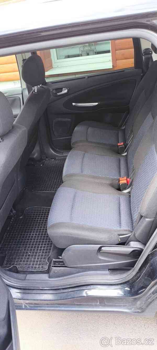 Ford Galaxy 2,0 tdc 103kw rv.09, 7.mist, 6st.m - foto 14
