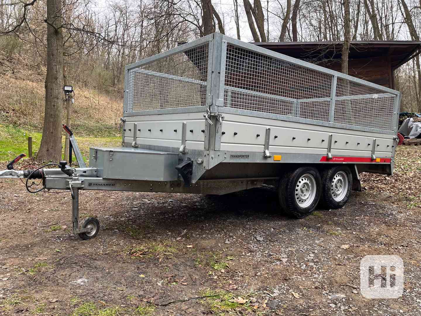Valníkový přívěs 2 000 kg, 1,7x3,2m, nadstavba, alu nájezdy - foto 1