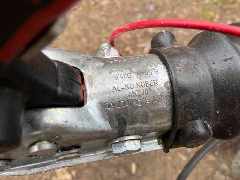 Valníkový přívěs 2 000 kg, 1,7x3,2m, nadstavba, alu nájezdy - foto 16