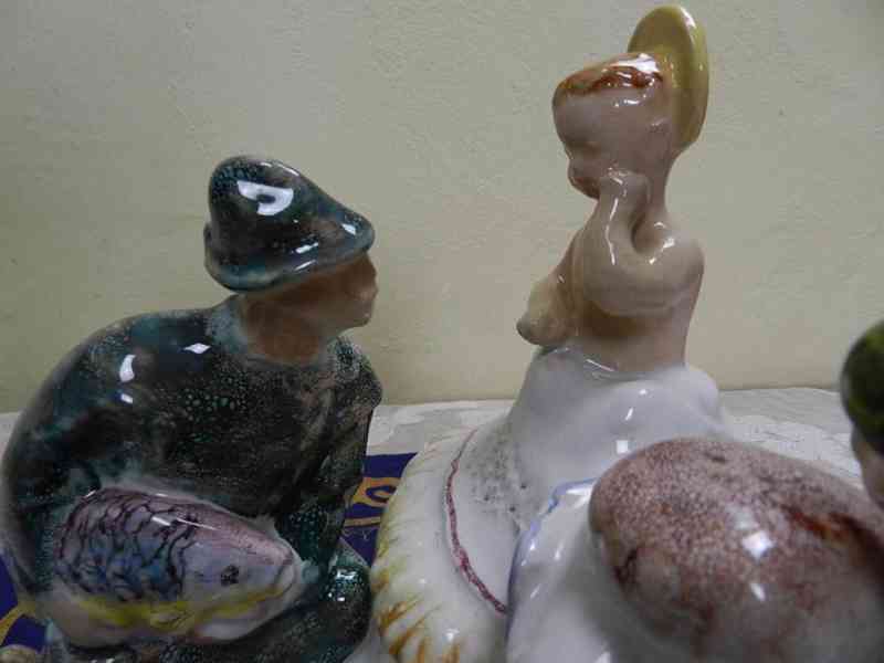 Krásné staré keramické Sousoší  Betlém Ježíšek  - foto 3