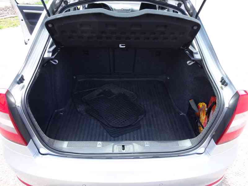 Škoda Octavia 2.0 TDI r.v.2011 (103 kw) motor cfhc - foto 14