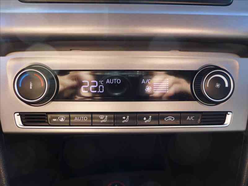Volkswagen Polo 1,0 MPI HIGHLINE, 1.MAJITEL - foto 14