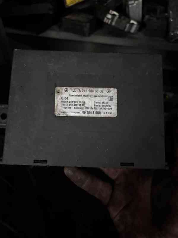 MERCEDES MODULY W221/GL-ML164/W212/W251 INFO V TEXTU - foto 82