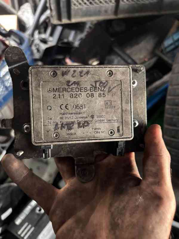 MERCEDES MODULY W221/GL-ML164/W212/W251 INFO V TEXTU - foto 71