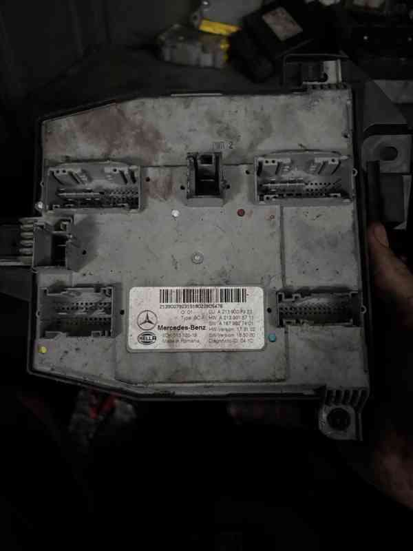 MERCEDES MODULY W221/GL-ML164/W212/W251 INFO V TEXTU - foto 46