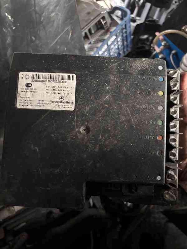 MERCEDES MODULY W221/GL-ML164/W212/W251 INFO V TEXTU - foto 79