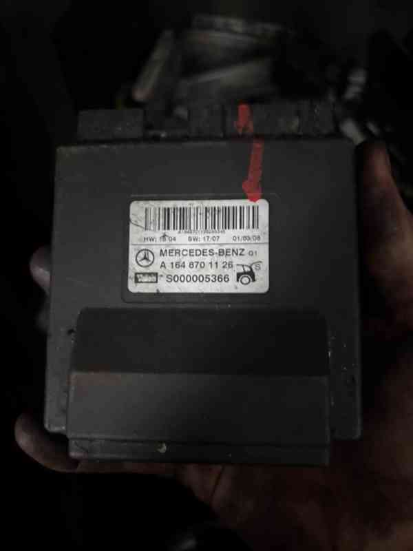 MERCEDES MODULY W221/GL-ML164/W212/W251 INFO V TEXTU - foto 48