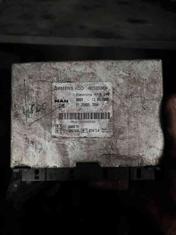 MERCEDES MODULY W221/GL-ML164/W212/W251 INFO V TEXTU - foto 38