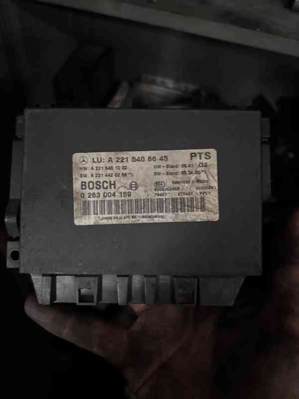 MERCEDES MODULY W221/GL-ML164/W212/W251 INFO V TEXTU - foto 26
