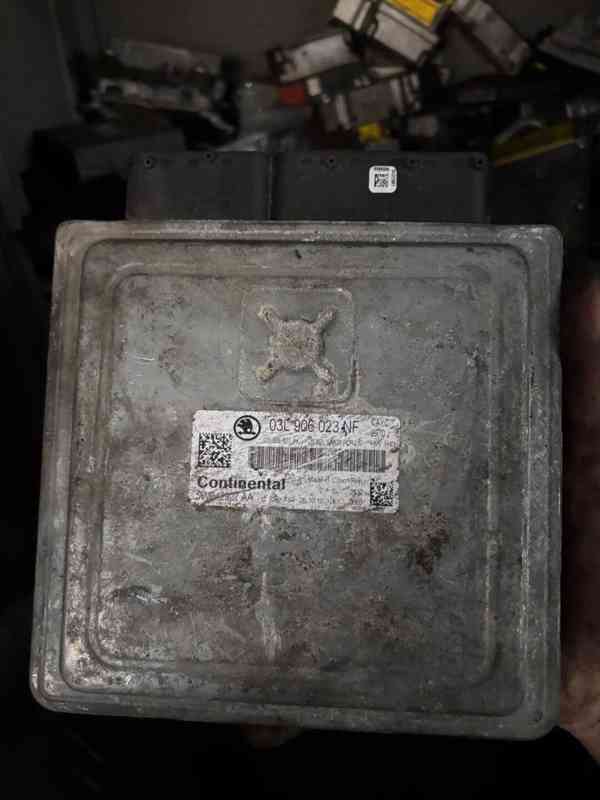 MERCEDES MODULY W221/GL-ML164/W212/W251 INFO V TEXTU - foto 94