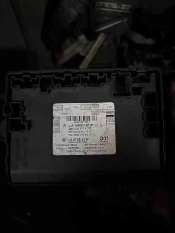 MERCEDES MODULY W221/GL-ML164/W212/W251 INFO V TEXTU - foto 58