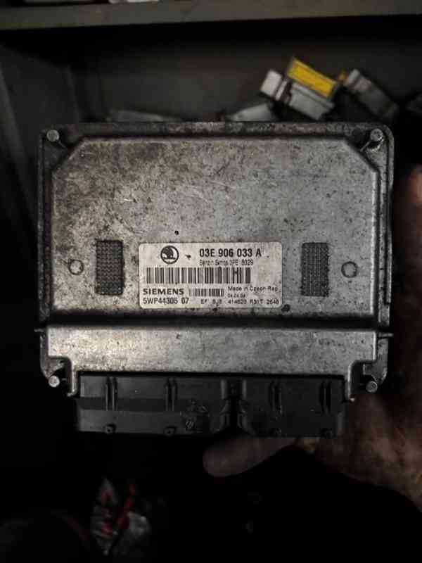MERCEDES MODULY W221/GL-ML164/W212/W251 INFO V TEXTU - foto 4
