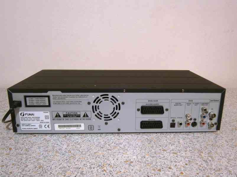 VHS-DVD rekordér Funai W4A-A4180DB - foto 5