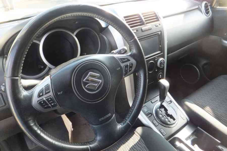 Suzuki Grand Vitara 2.4i Comfort Aut. benzín 124kw - foto 8