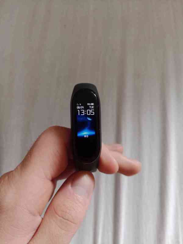 mi fit band 4 custom display