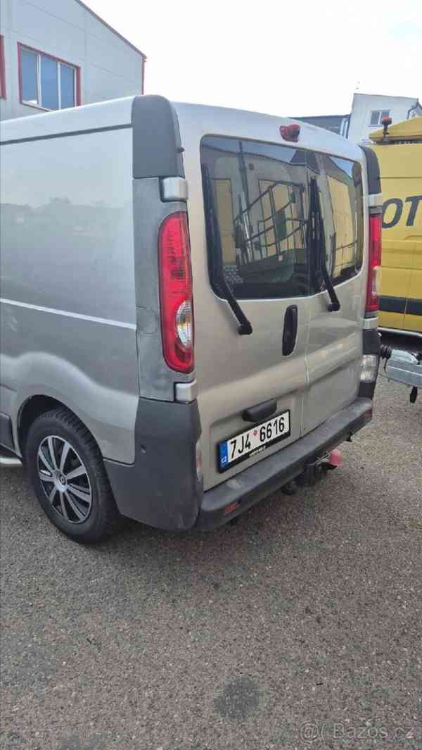 Renault Trafic 2,0   long - foto 3