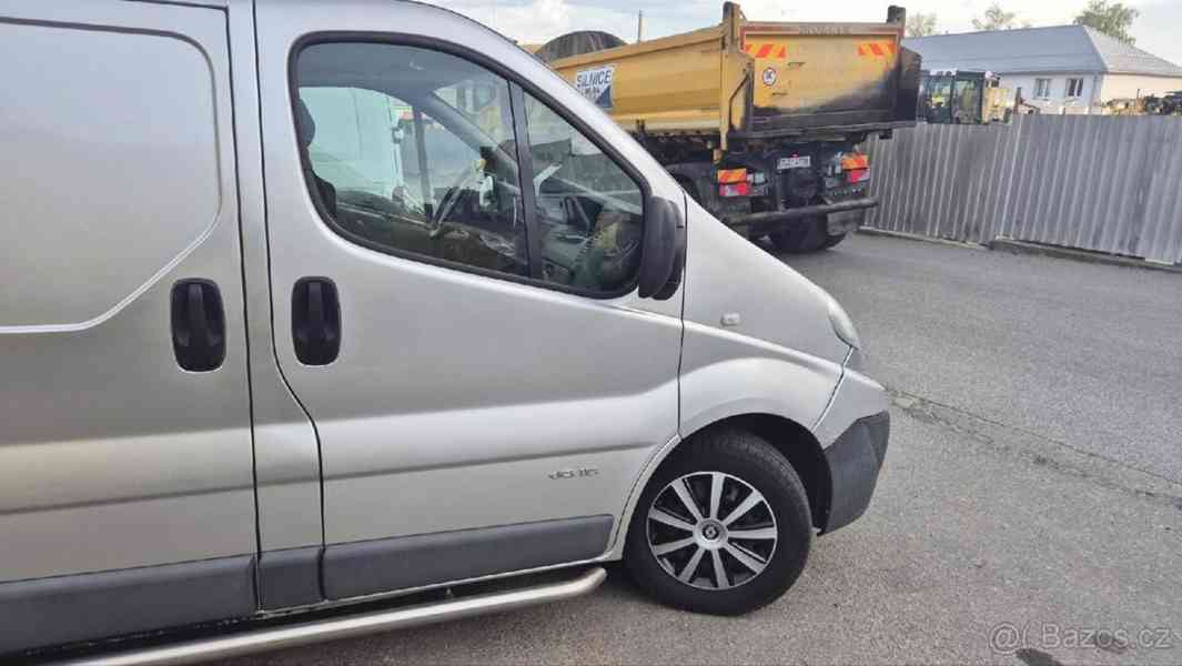 Renault Trafic 2,0   long - foto 14
