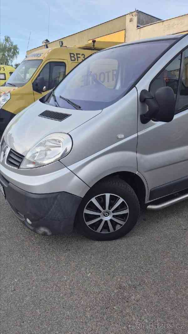 Renault Trafic 2,0   long - foto 8