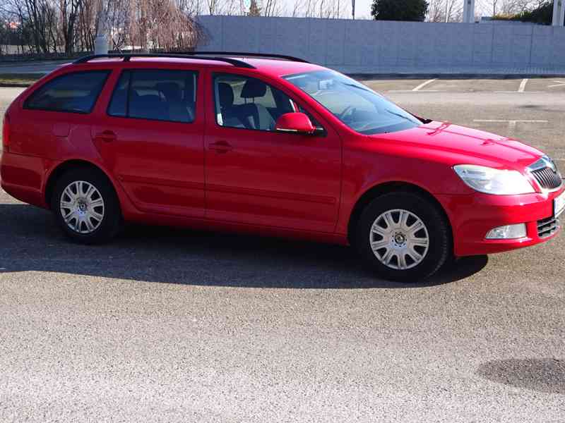 Škoda Octavia 1.9 TDI r.v.2009 (77 kw) klima ČR - foto 2