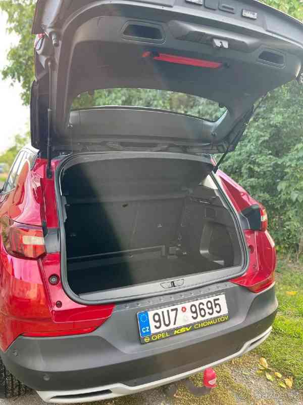 Opel Grandland 1,2   96kW, TOP stav,1.majitel - foto 12