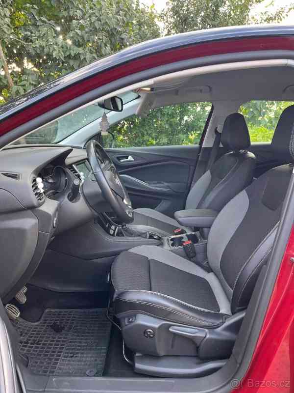 Opel Grandland 1,2   96kW, TOP stav,1.majitel - foto 10