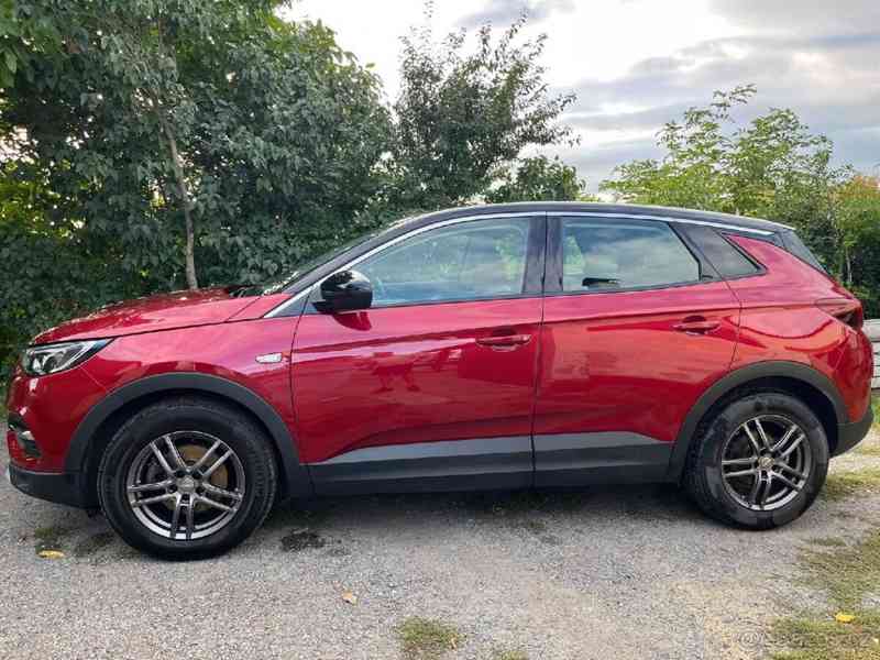 Opel Grandland 1,2   96kW, TOP stav,1.majitel - foto 2