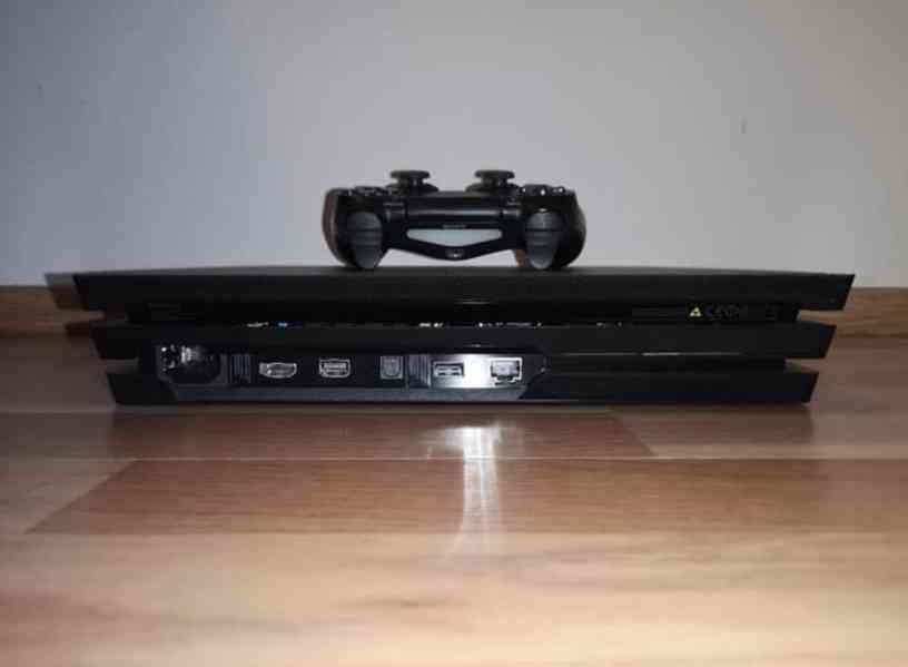 Playstation 4 PRO, super stav - foto 3