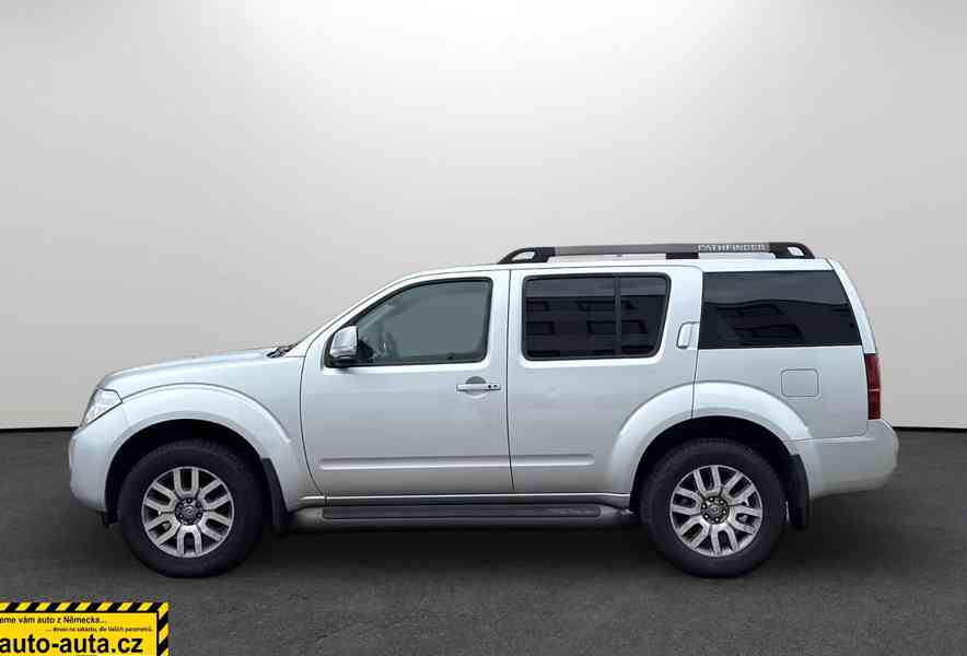 Nissan Pathfinder 2.5 dCi LE 140kw - foto 10