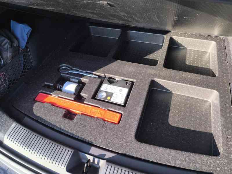 MG HS 1.5T AT EXCLUSIVE | MAX. VÝBAVA | 7 LET ZÁRUKA | KŮŽE - foto 12