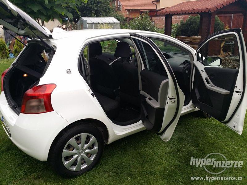Toyota Yaris II 1.4 D-4D - foto 9