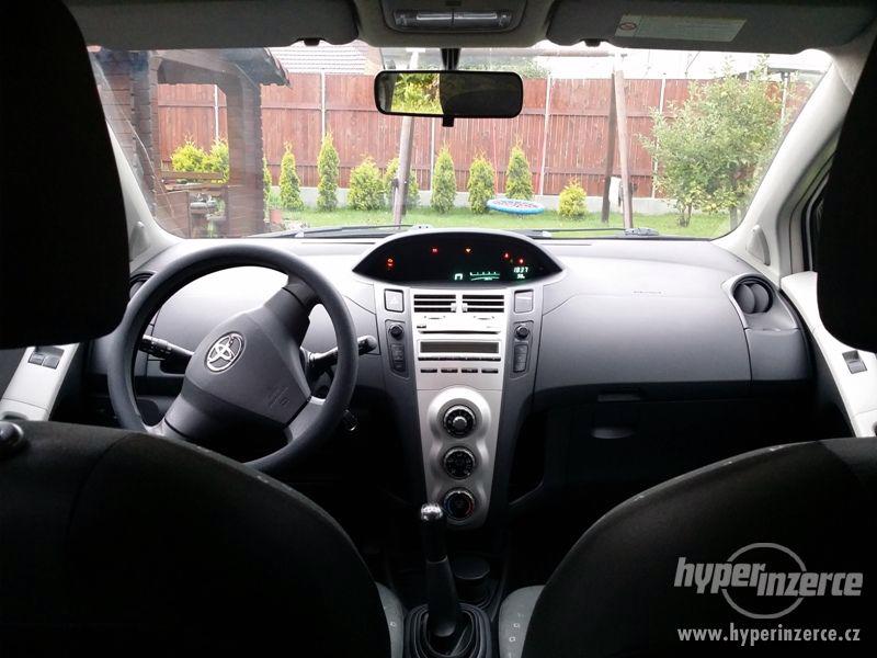 Toyota Yaris II 1.4 D-4D - foto 24
