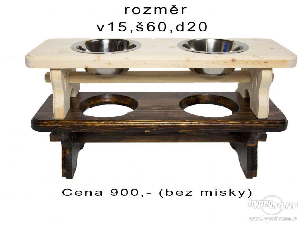 Dřevěné stolky pro psy,stojan na misky - foto 1