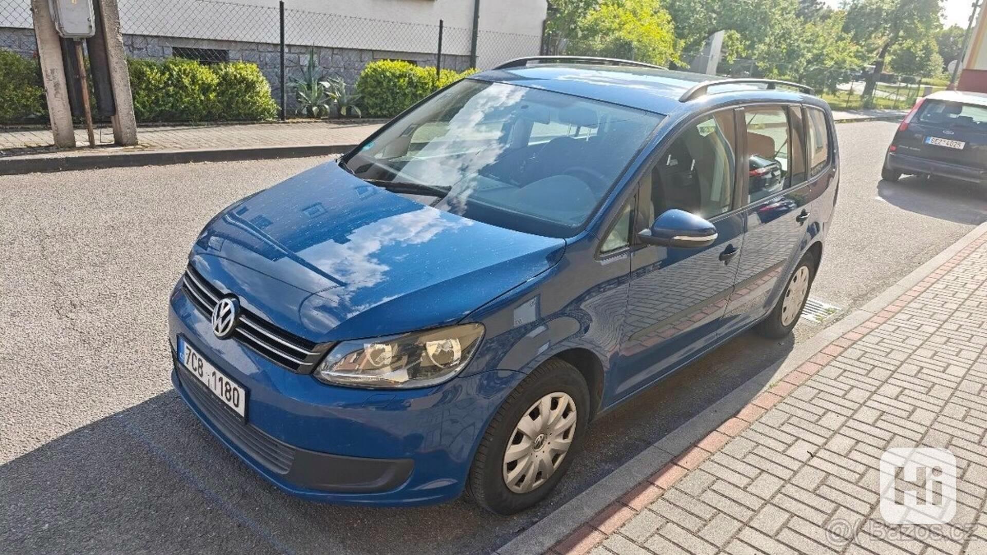 Volkswagen Touran - foto 1