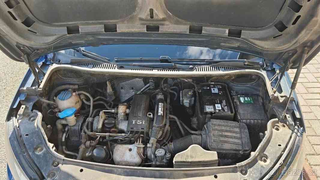 Volkswagen Touran - foto 6