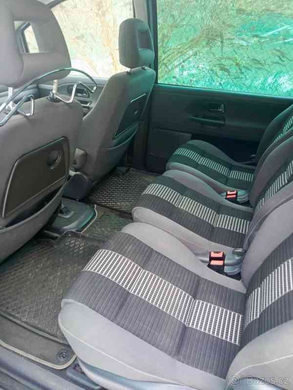 Volkswagen Sharan 2009 - foto 9