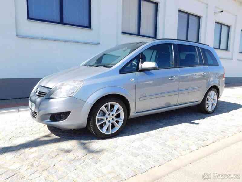 Opel Zafira 1,9   CDTi,,7 míst,,tažné zařízení,, - foto 1
