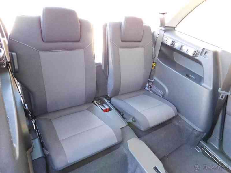 Opel Zafira 1,9   CDTi,,7 míst,,tažné zařízení,, - foto 4