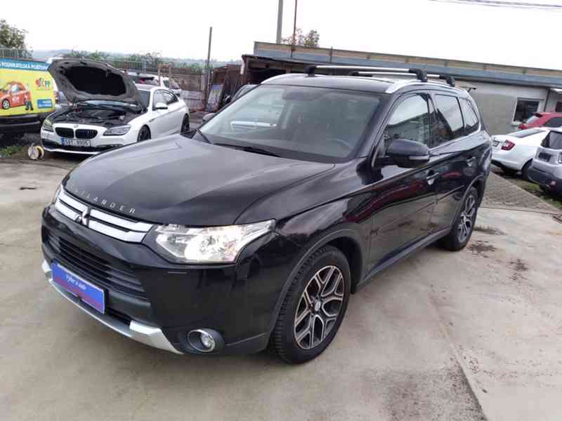 MITSUBISHI OUTLANDER 2.2 DI-D 4x4 AT IN STYLE 1.MAJITEL,ČR - foto 3